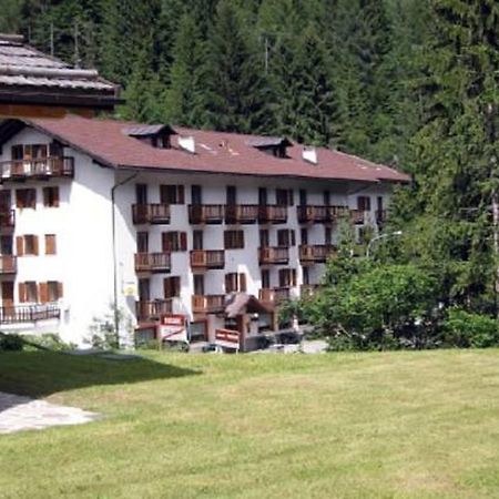 Casa Alpina Sant'Apollinare Falcade Exterior foto